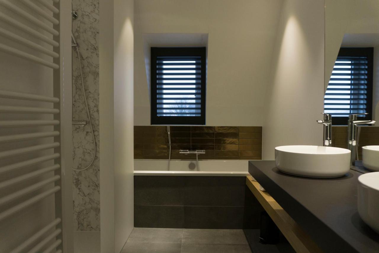 Hotel Central Roosendaal Bagian luar foto