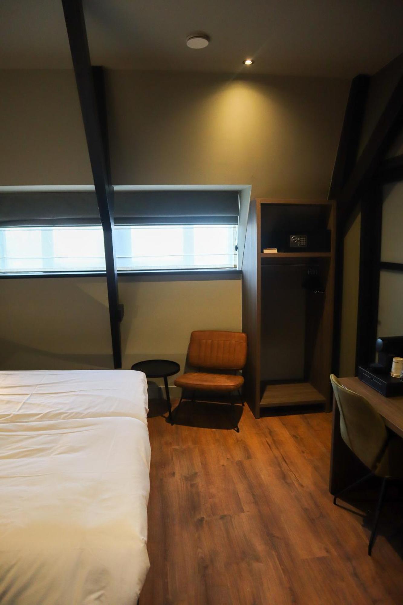 Hotel Central Roosendaal Bagian luar foto