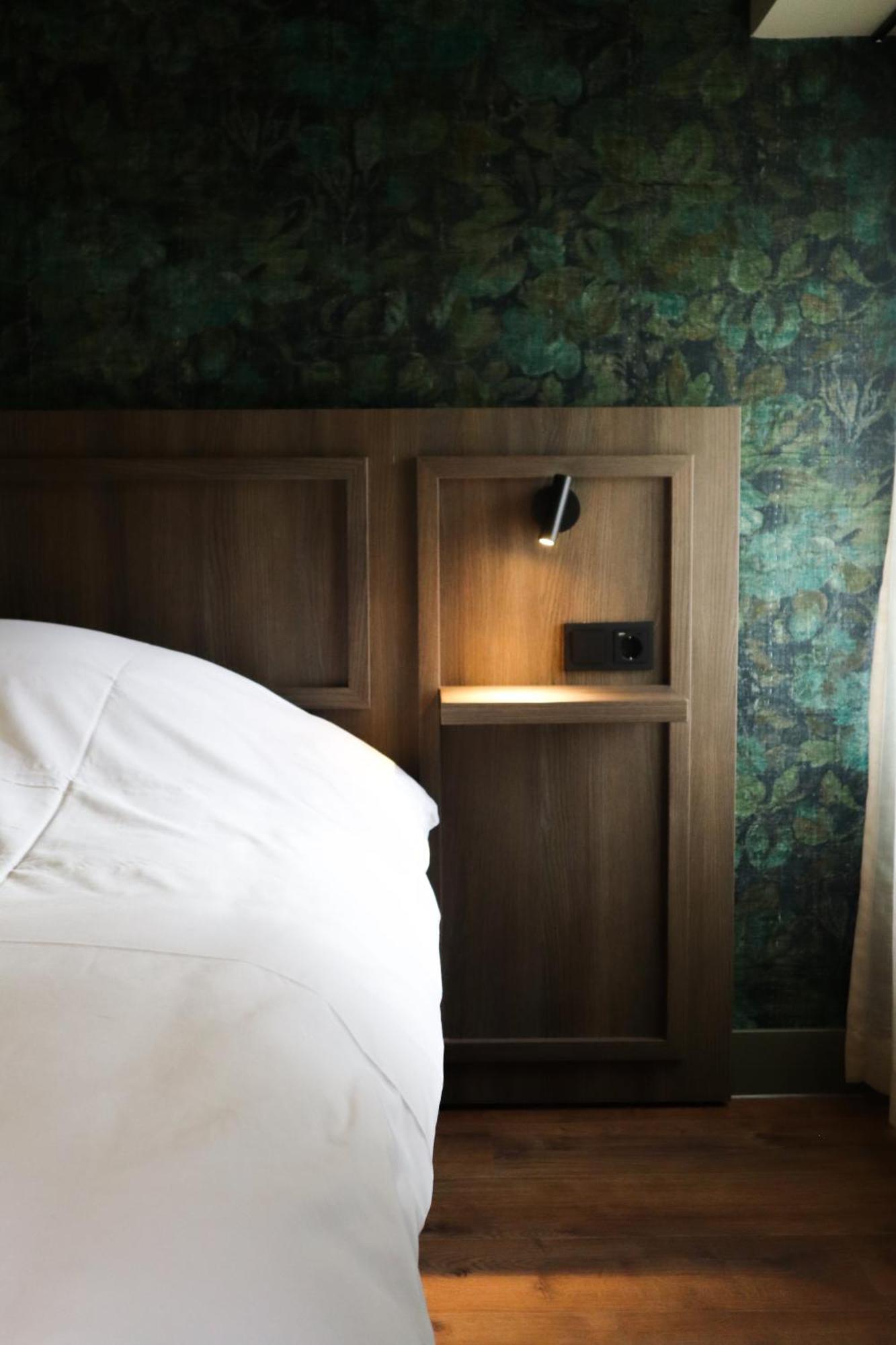 Hotel Central Roosendaal Bagian luar foto