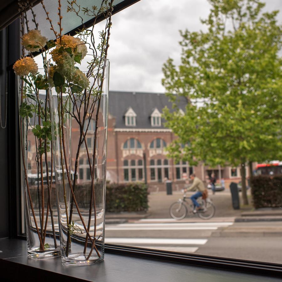 Hotel Central Roosendaal Bagian luar foto
