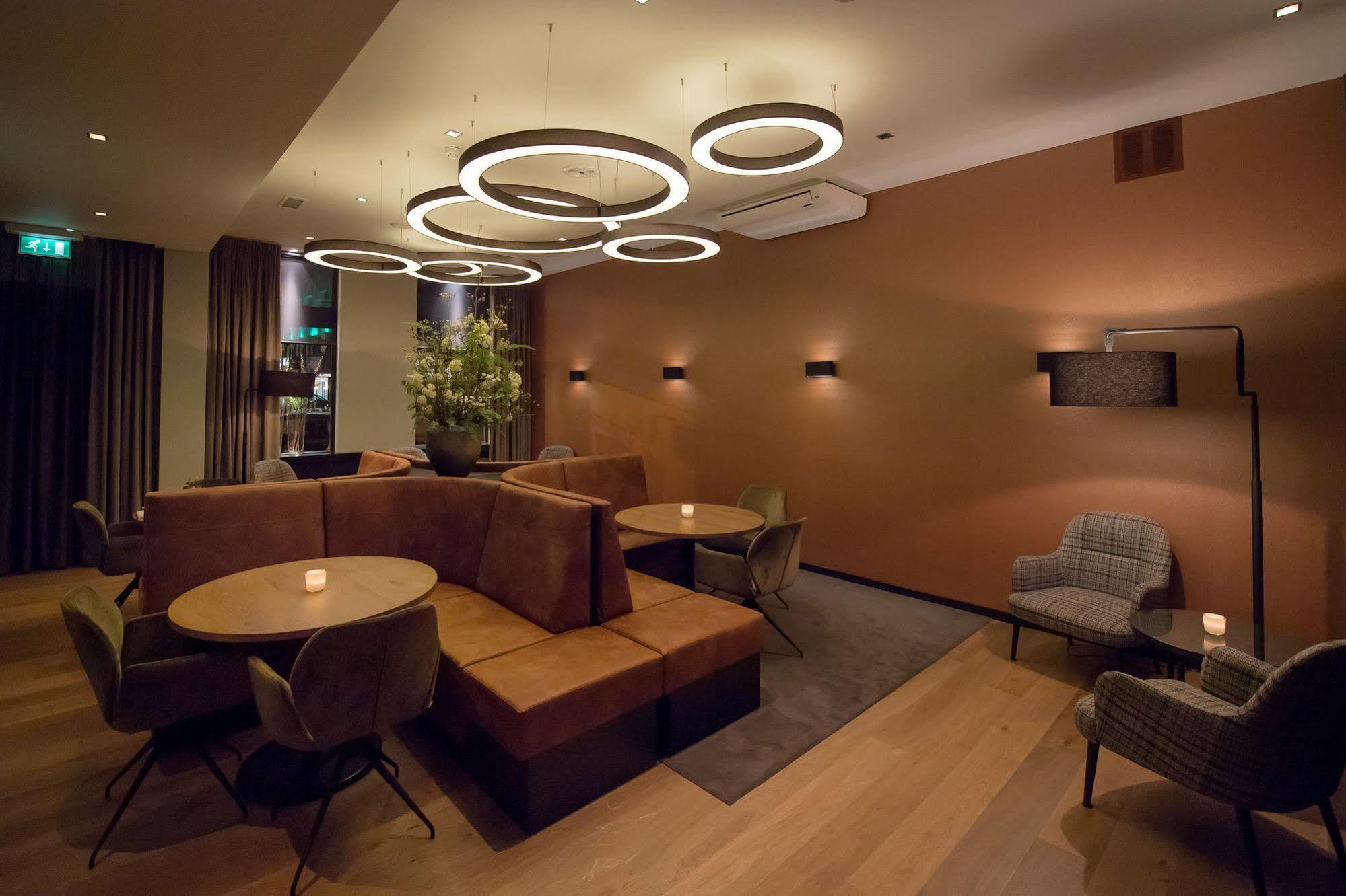 Hotel Central Roosendaal Bagian luar foto